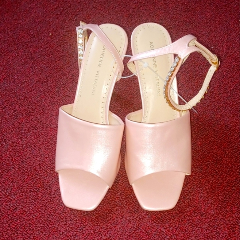 Classic Pink Heels | ADRIENNE VITTADINI